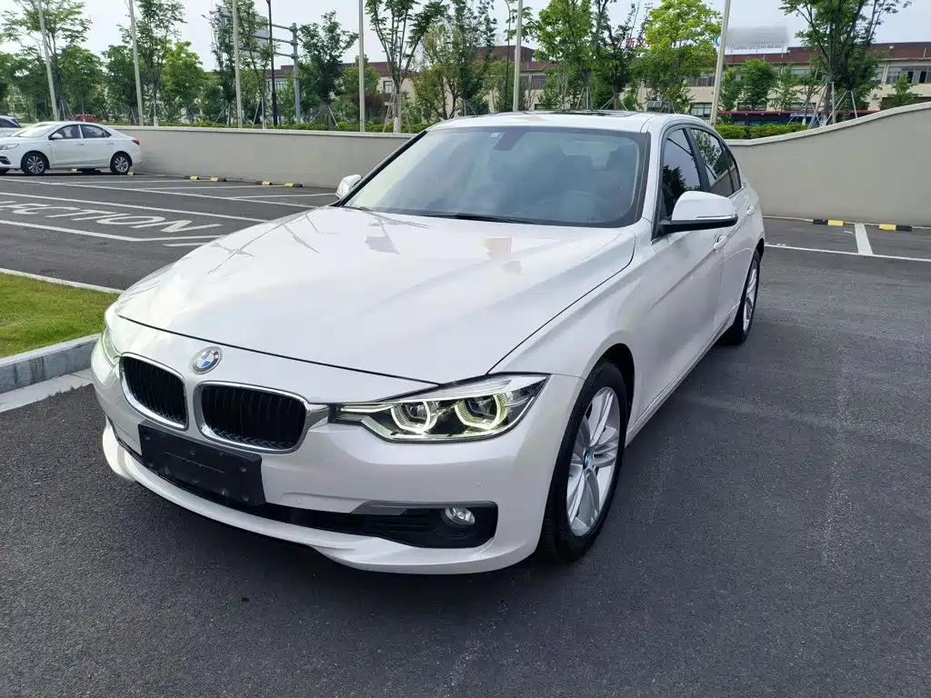 BMW 3 Series — миниатюра 2