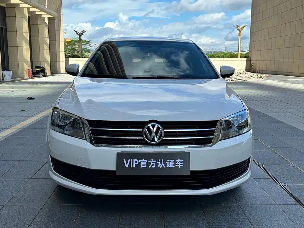 Volkswagen Lavida 2013 1.6L AT