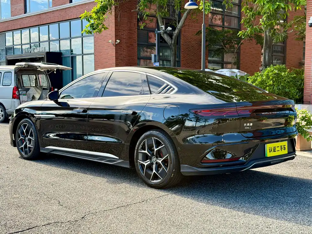 BYD Han 2022 DM-i 242KM Flagship