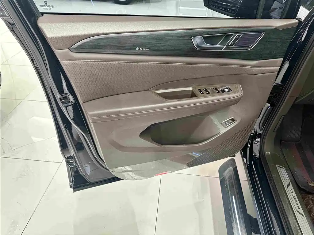 Volkswagen Viloran — миниатюра 6