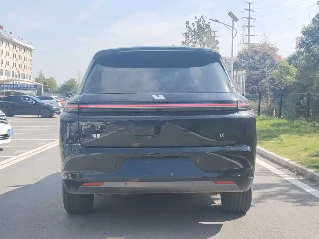 Li Auto Li L8 — миниатюра 8