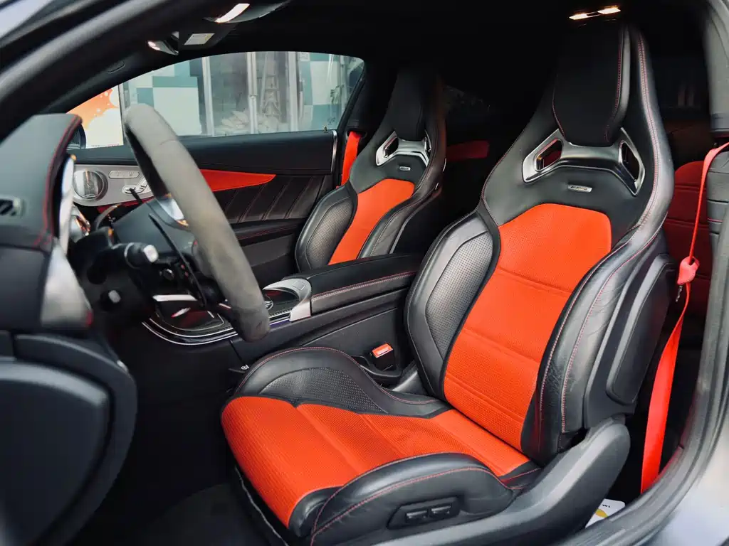 MERCEDES-BENZ C CLASS AMG