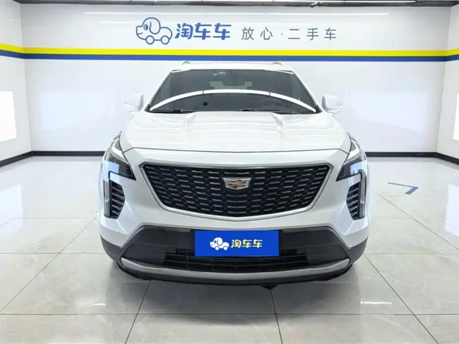 Cadillac XT4 2022 28T