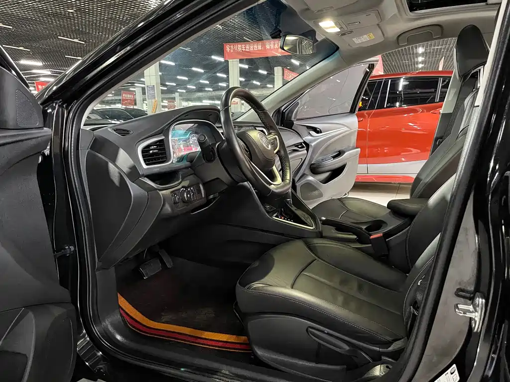 Buick Excelle — миниатюра 7