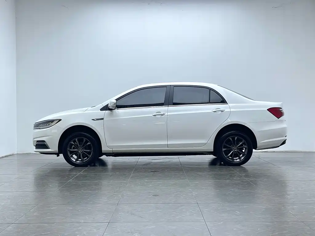 BYD Qin NEV