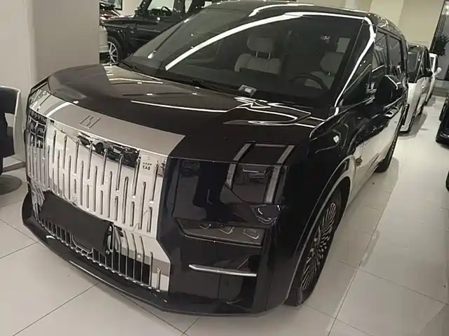 2023 Zeekr 009