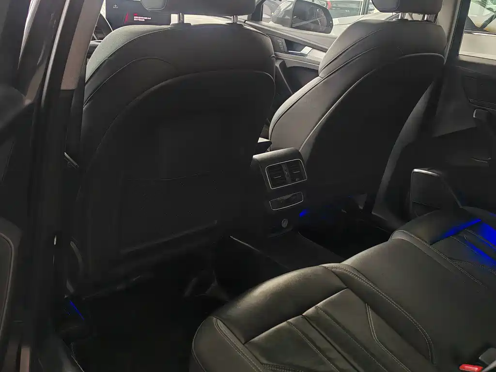 Audi Q5L 2021 40 TFSI Fashion