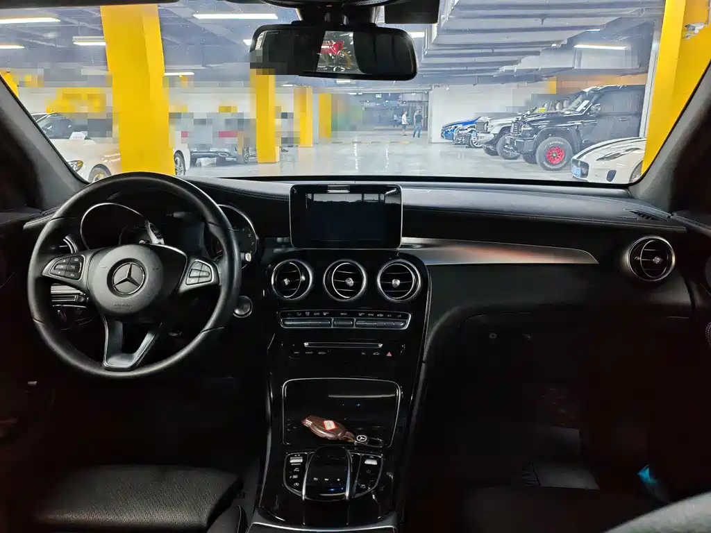 Mercedes-Benz GLC 2017 GLC 260 4MATIC