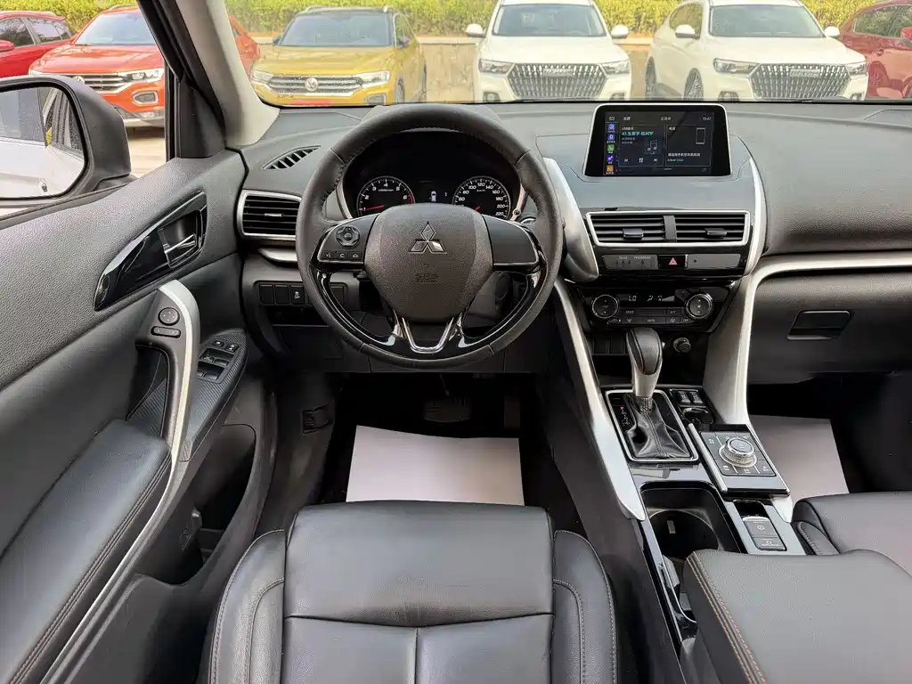 Mitsubishi Eclipse Cross — миниатюра 8