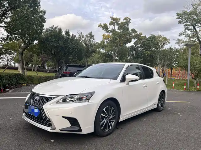 LEXUS CT 2019