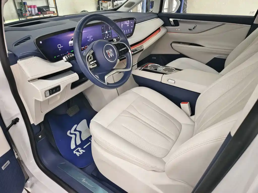 Buick GL8 2024 6 мест