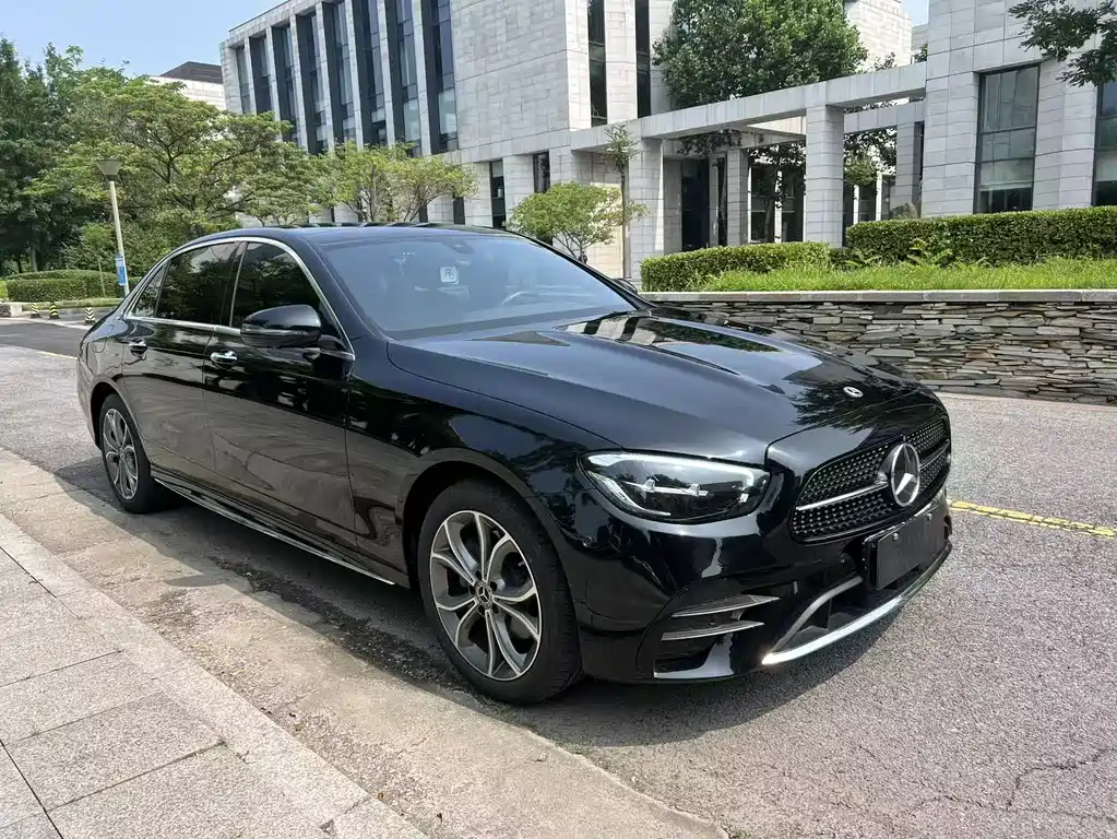 Mercedes-Benz E-Class E 2023 E 300 L Sport Luxury