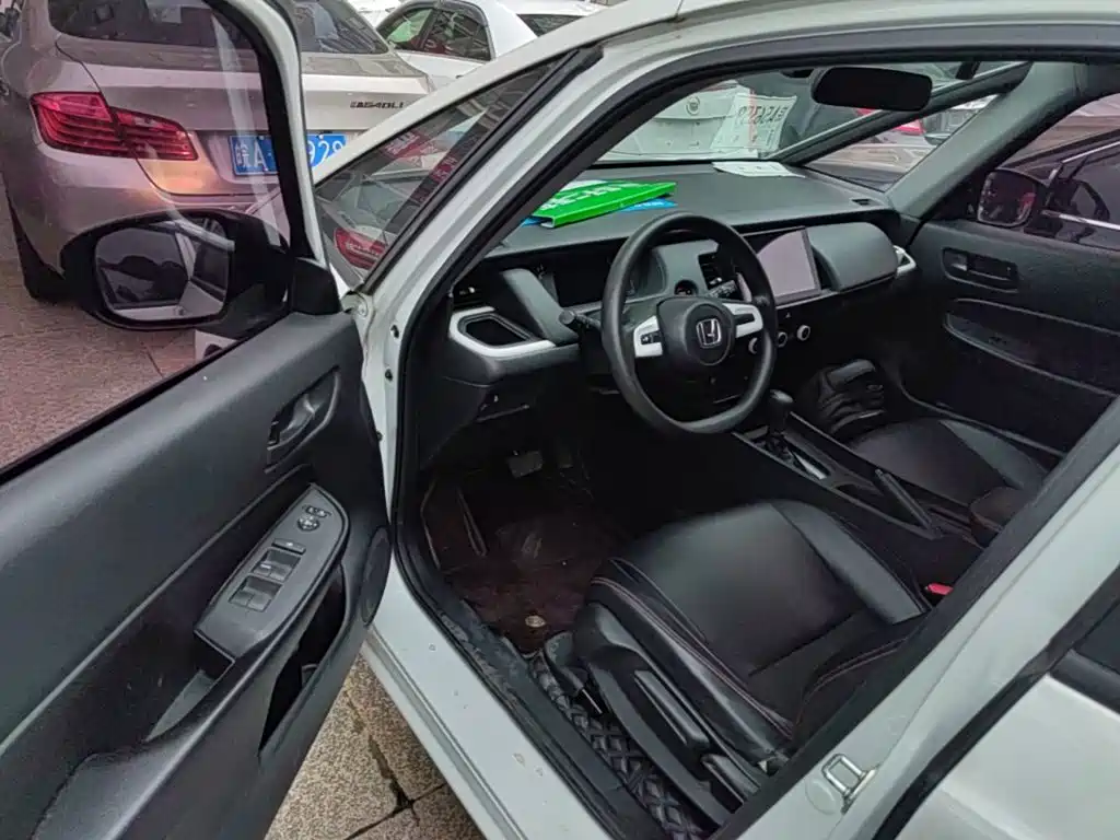 Honda Fit — миниатюра 16