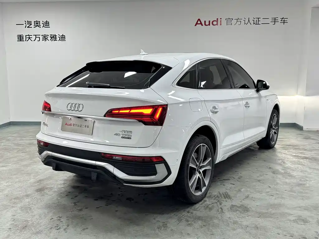 Audi Q5L Sportback — миниатюра 8