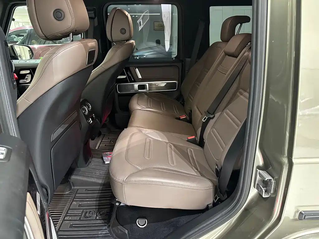 Mercedes-Benz G-Class — миниатюра 11