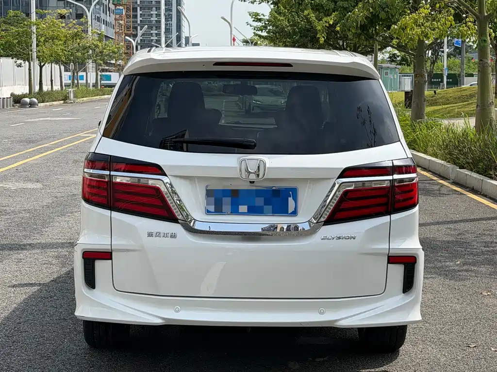 Honda Elysion — миниатюра 27