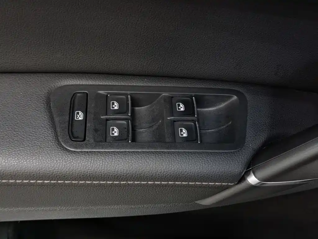 Volkswagen Golf Sportsvan — миниатюра 9