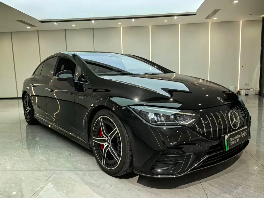 MERCEDES-BENZ EQE AMG