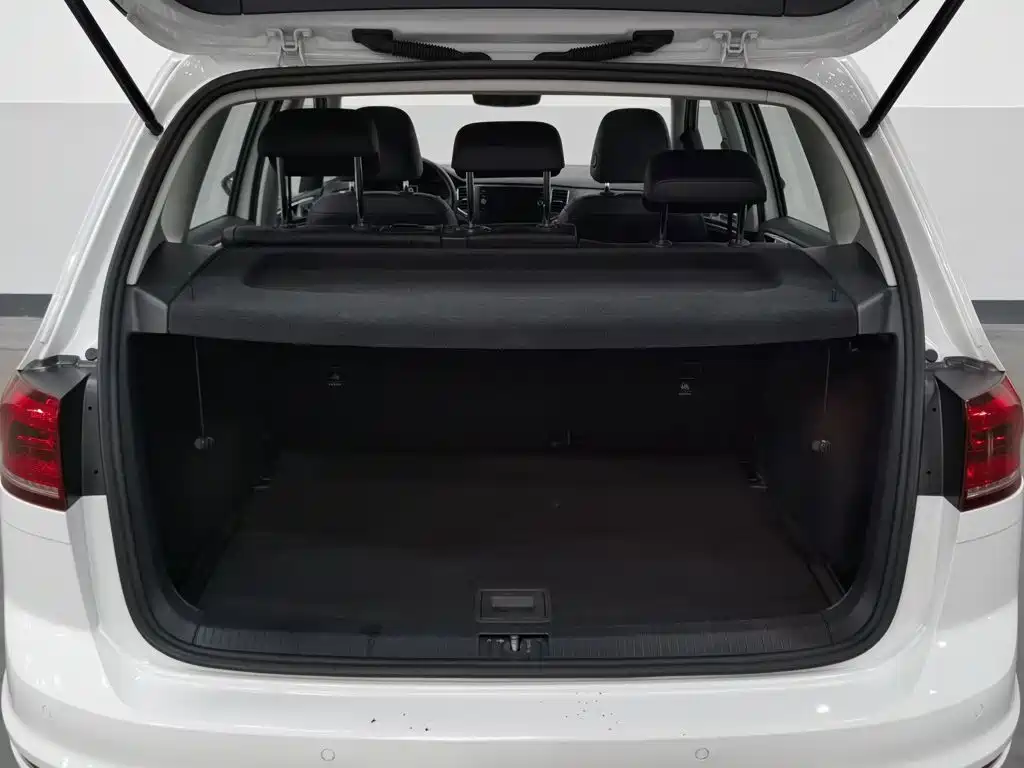 Volkswagen Golf Sportsvan — миниатюра 16