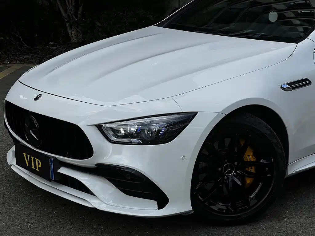 MERCEDES-BENZ AMG GT
