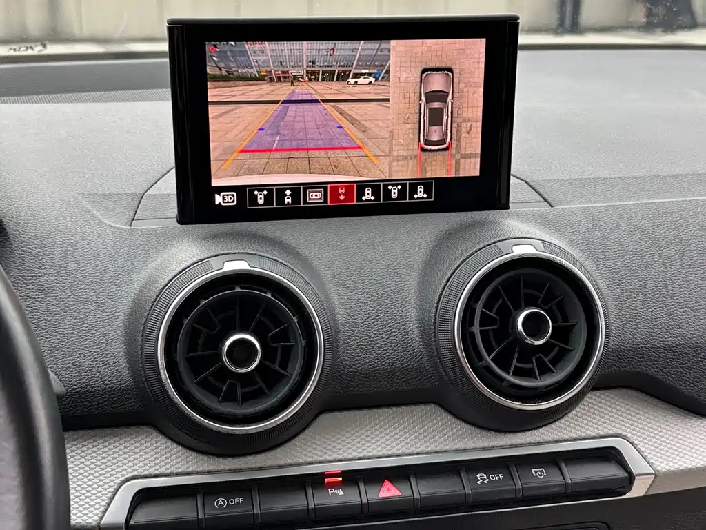 Audi Q2L — миниатюра 15