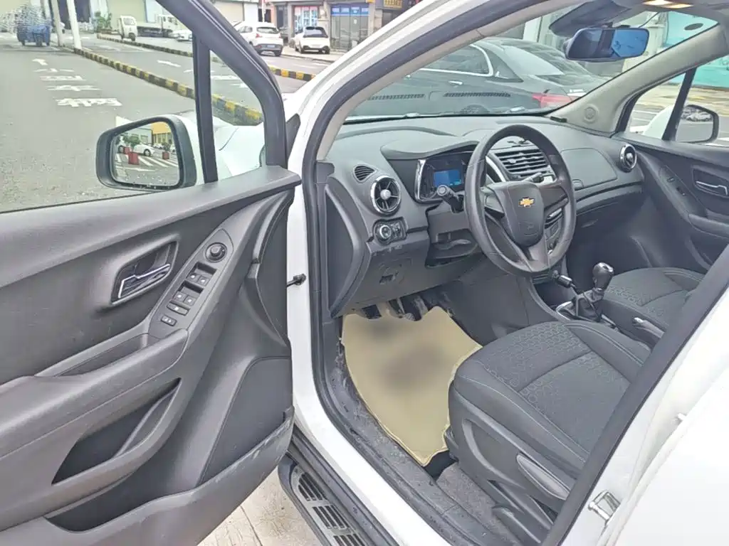 Chevrolet Trax — миниатюра 16