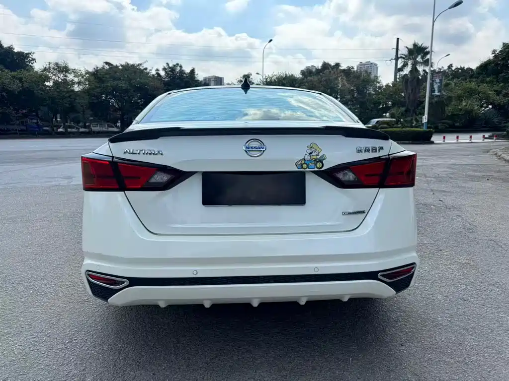 Nissan Teana — миниатюра 8