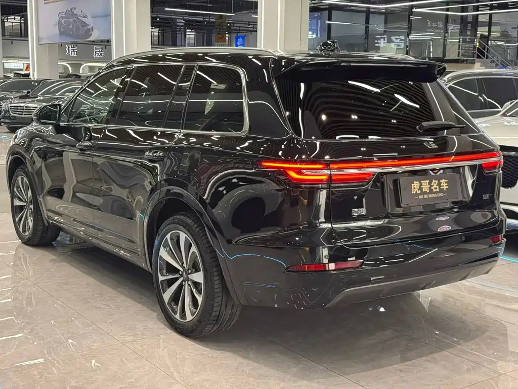 Li Auto Li ONE — миниатюра 7