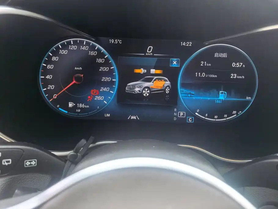 Mercedes-Benz GLC — миниатюра 14