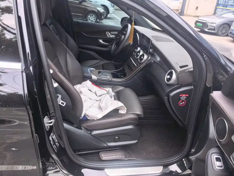 Mercedes-Benz GLC — миниатюра 8