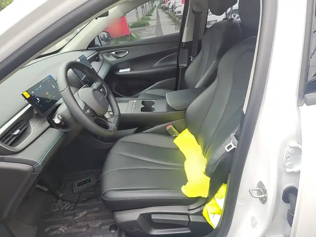 BYD Seal 05 DM-i — миниатюра 15