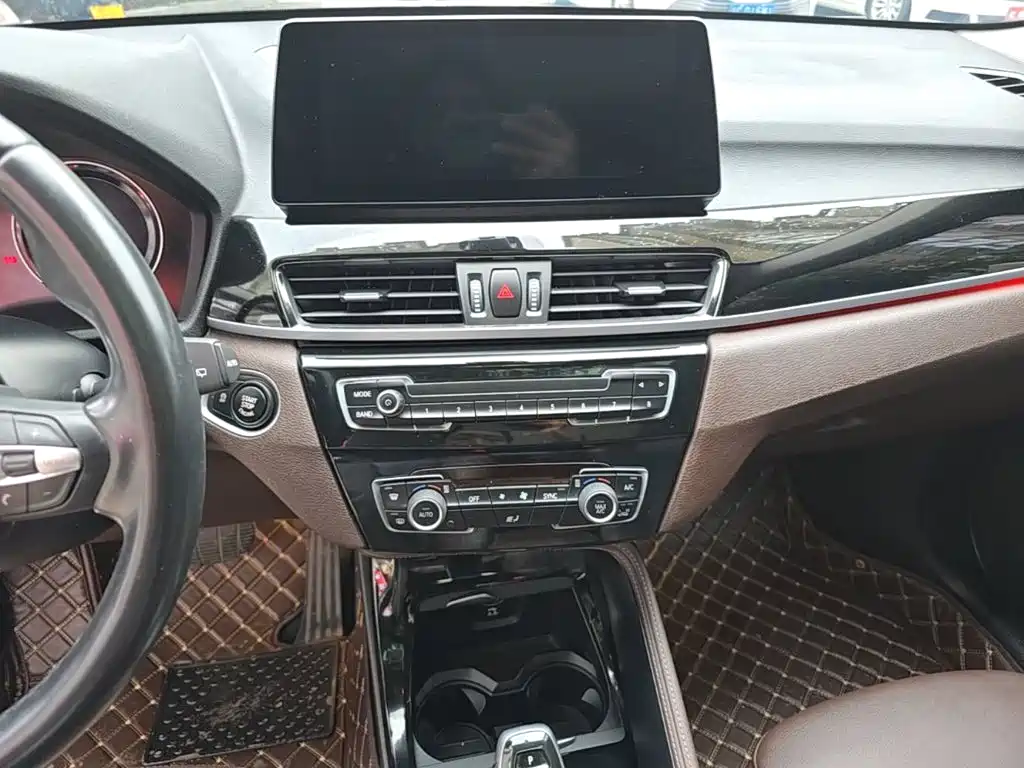 BMW X1 — миниатюра 13