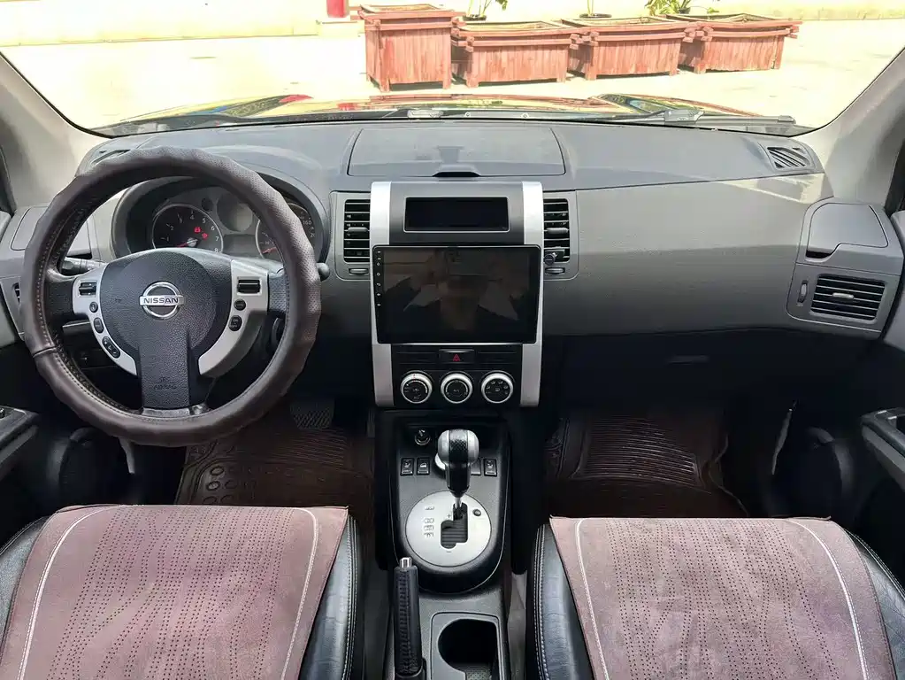Nissan X-Trail 2012 2.5L CVT Luxury 4WD