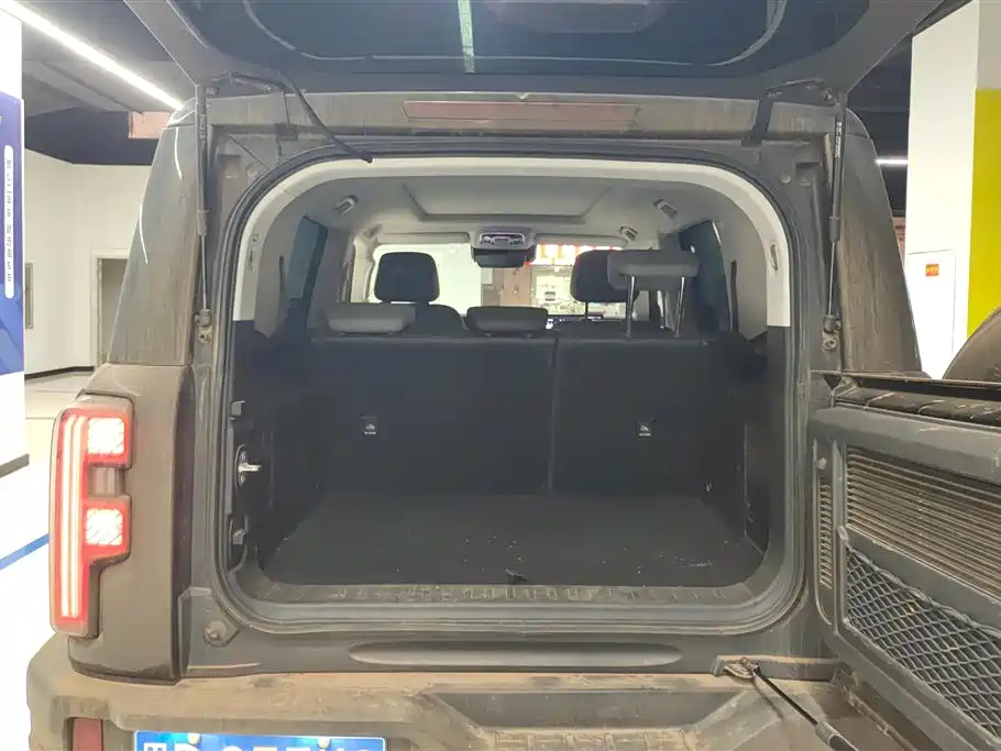 BAIC BJ40 2026 2.0T Standard