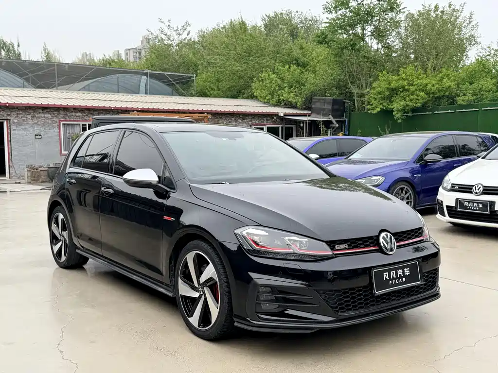 Volkswagen Golf GTI GTI 2018 2.0TSI GTI
