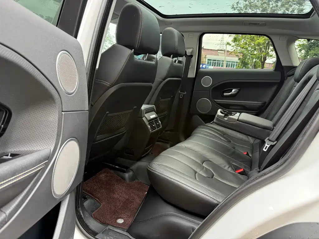Land Rover Range Rover Evoque 2014 2.0T 5