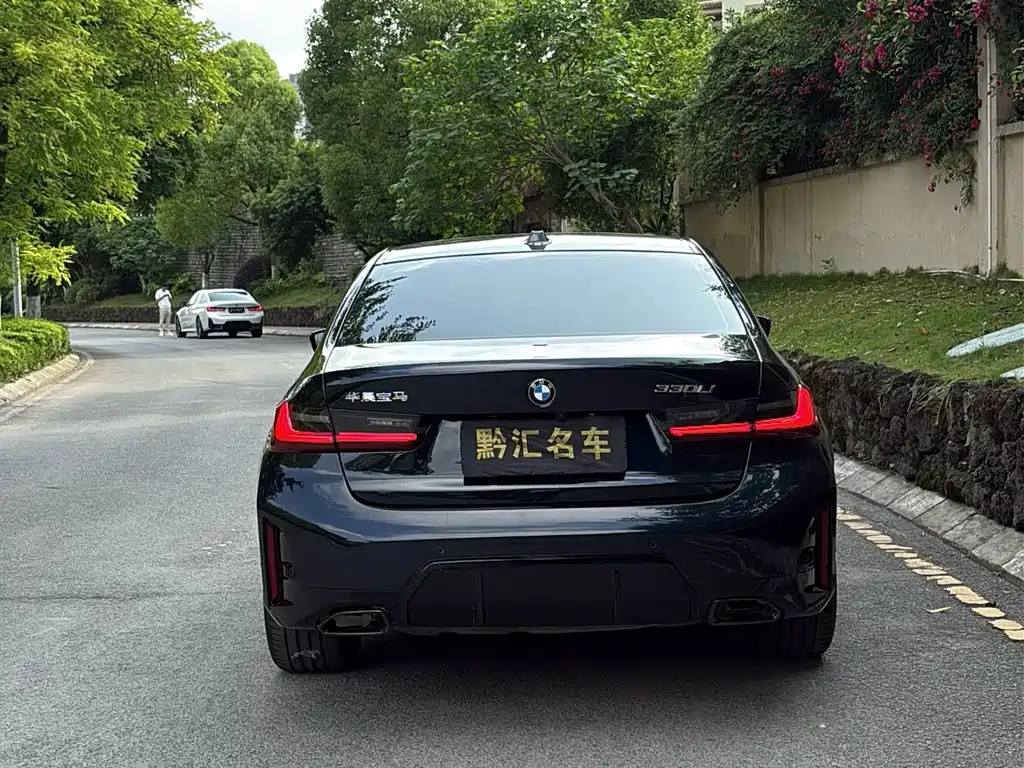 BMW 3 Series 3 2025 330Li M Sport
