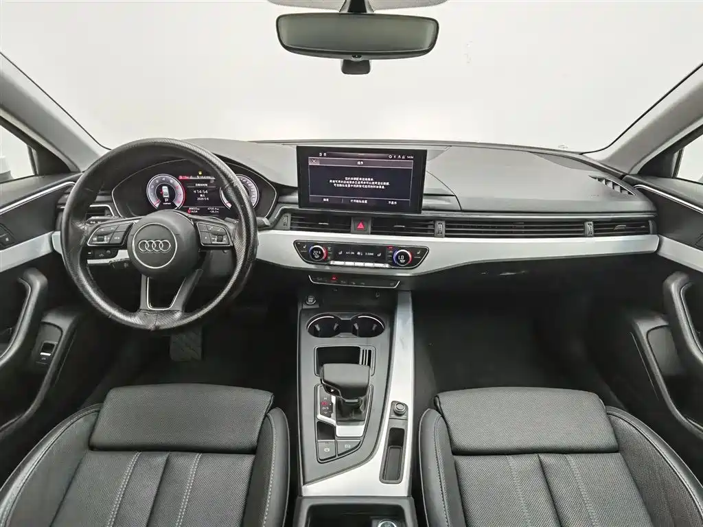 Audi A4L 2020 40 TFSI Luxury