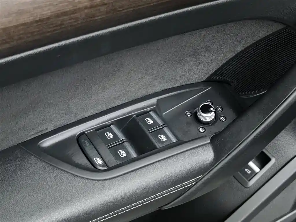 Audi Q5L 2022 45T