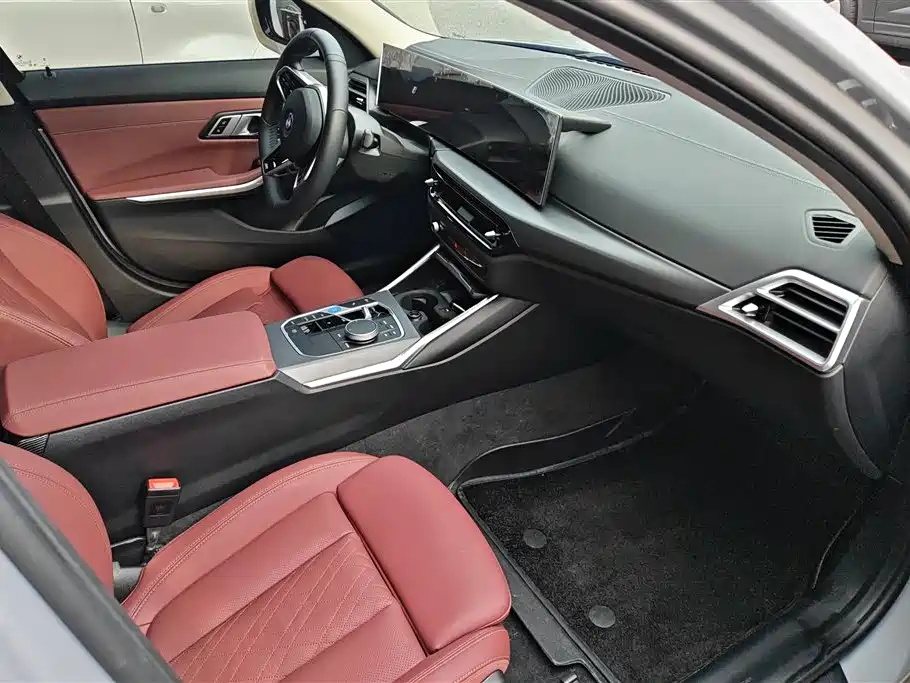 BMW i3 2025 eDrive 35 L