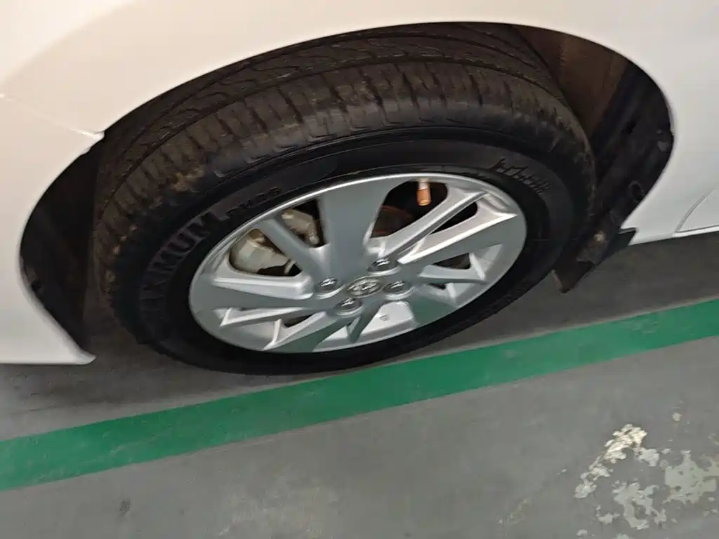 Toyota Yaris L — миниатюра 23