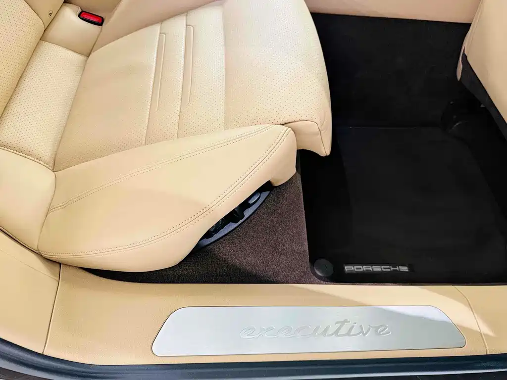 Porsche Panamera — миниатюра 20