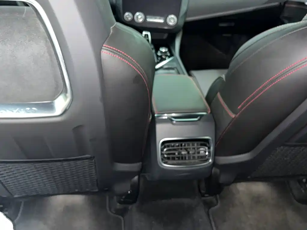Lynk & Co 03 2019 2.0TD AT Pro