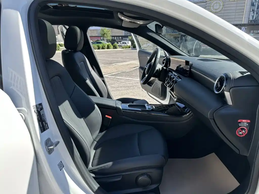 Mercedes-Benz A-Class — миниатюра 23