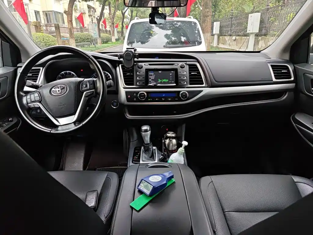 Toyota Highlander — миниатюра 5