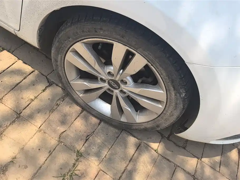 Chery Arrizo 5 5 2016 1.5L MT