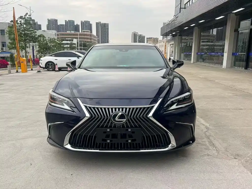 Lexus ES 2018 260 Premium V