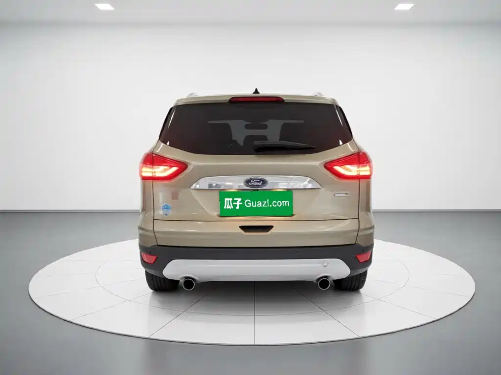 Ford Kuga — миниатюра 5