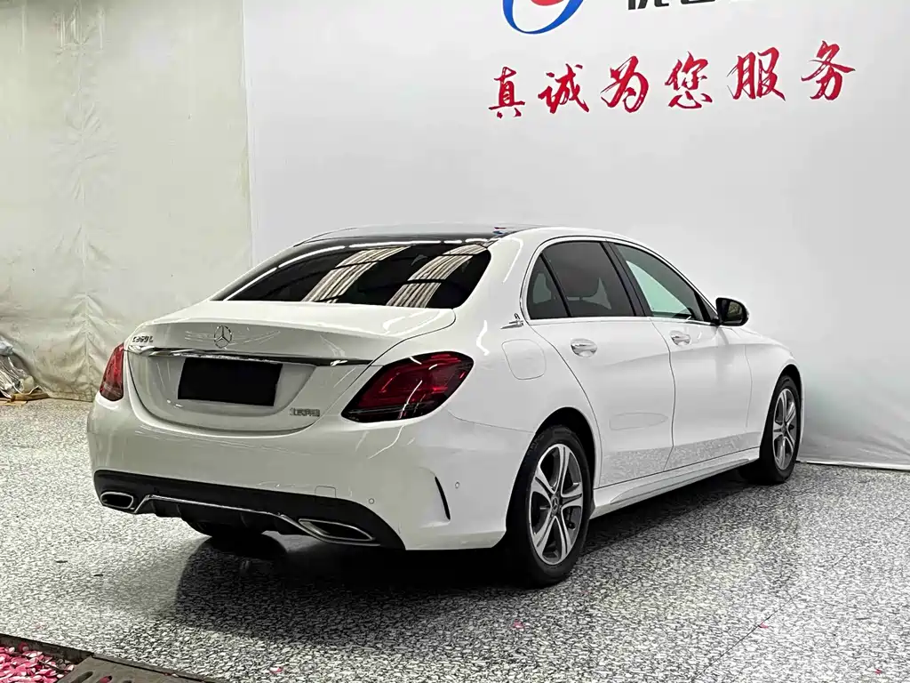 Mercedes-Benz C-Class — миниатюра 18