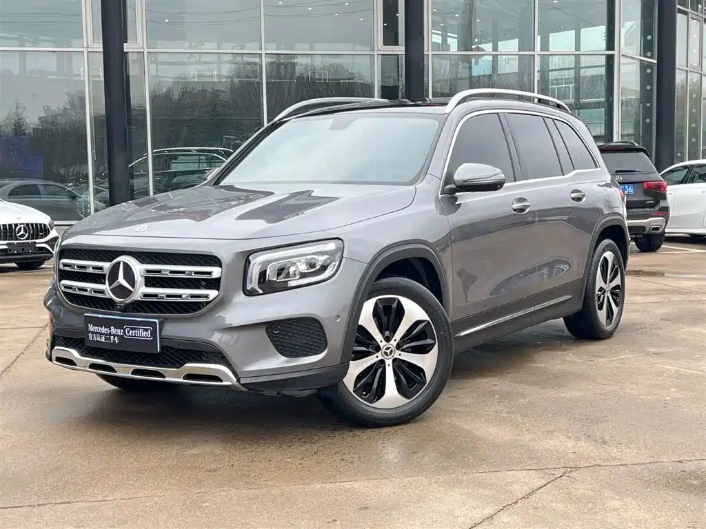 MERCEDES-BENZ GLB